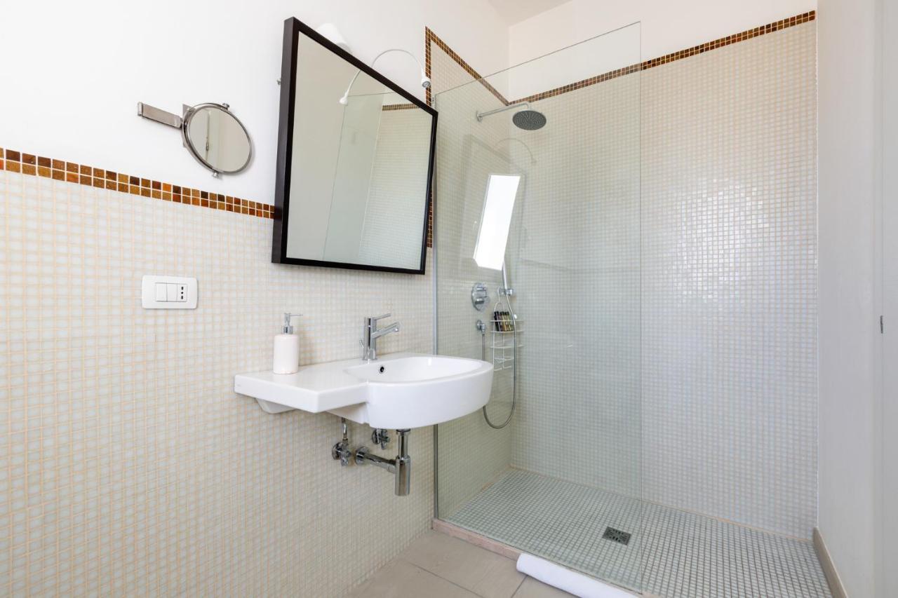 Excellent Rooms กัลลีโปลี ภายนอก รูปภาพ