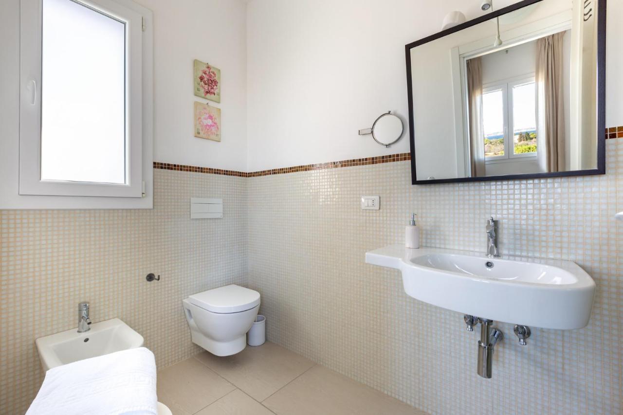 Excellent Rooms กัลลีโปลี ภายนอก รูปภาพ