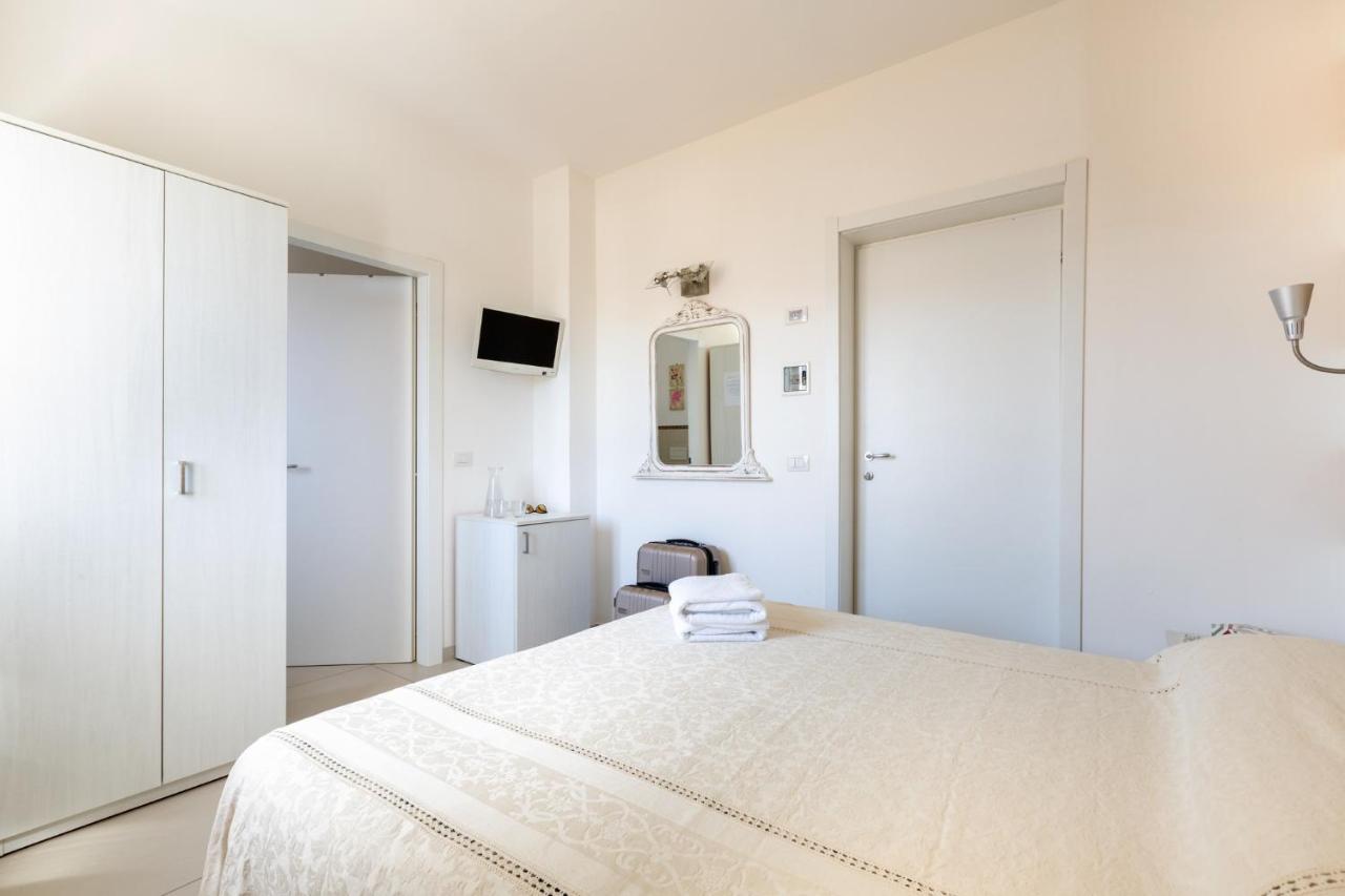 Excellent Rooms กัลลีโปลี ภายนอก รูปภาพ