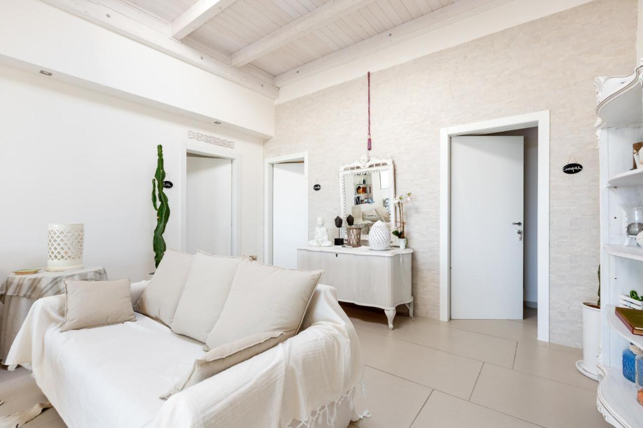 Excellent Rooms กัลลีโปลี ภายนอก รูปภาพ